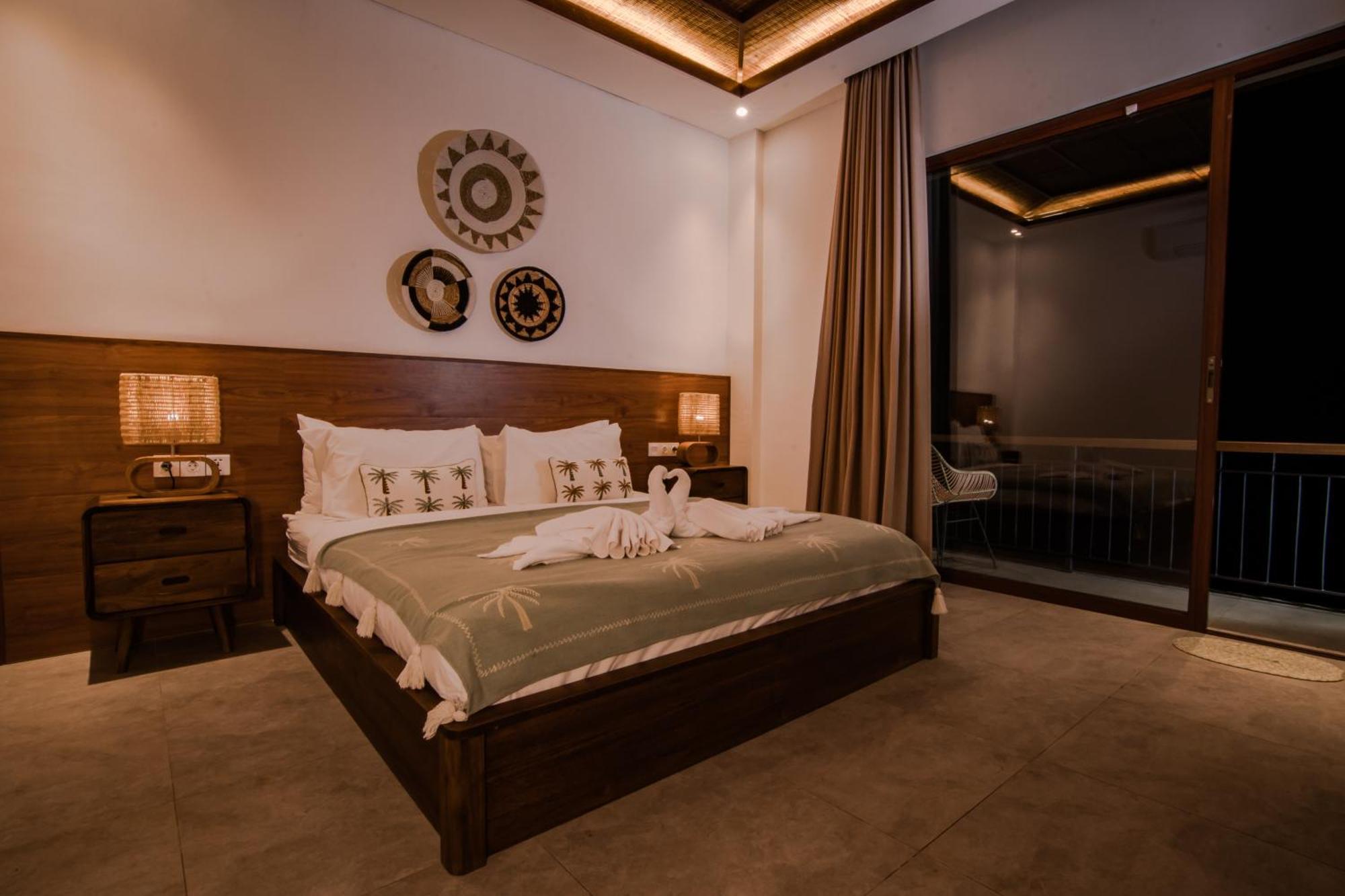 Abinawa Hill Bed and Breakfast Lovina Buitenkant foto